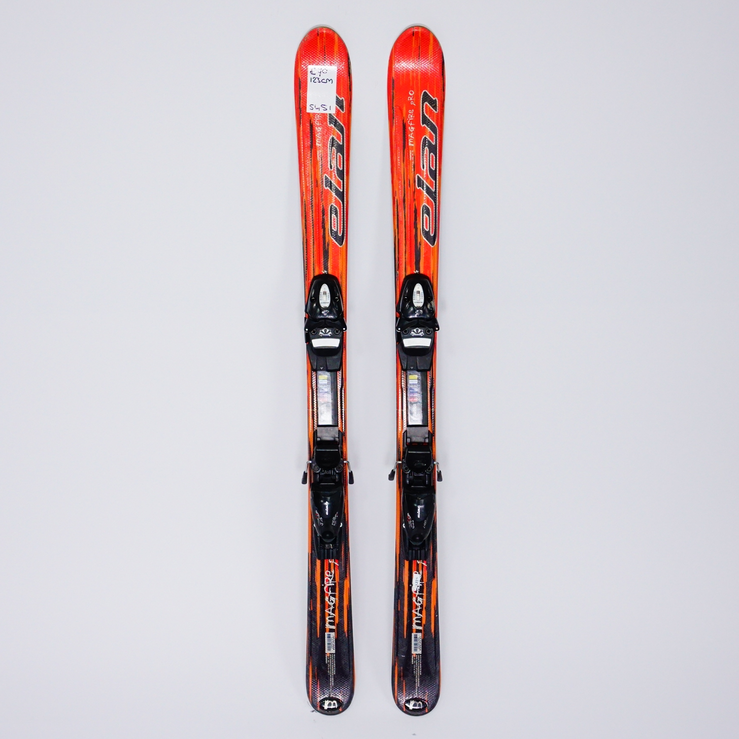 Elan Mag Fire 123cm kopen? Dé tweedehands ski-outlet ← JP Wintersport